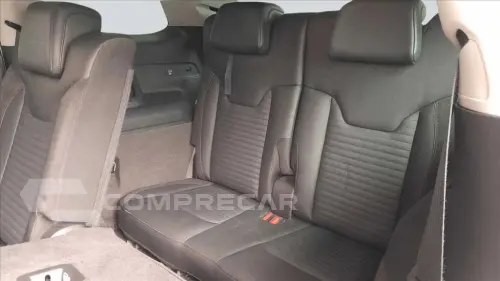 COMMANDER 1.3 T270 TURBO FLEX LIMITED AT6