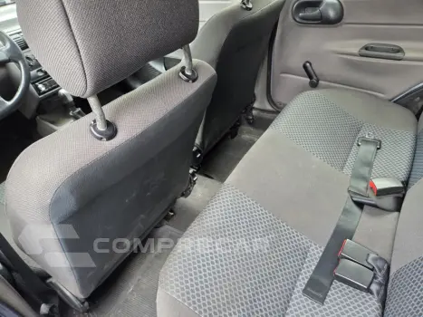 CLASSIC 1.0 MPFI LS 8V FLEX 4P MANUAL