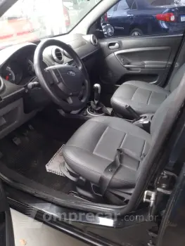 FIESTA 1.6 Rocam SE Plus Sedan 8V