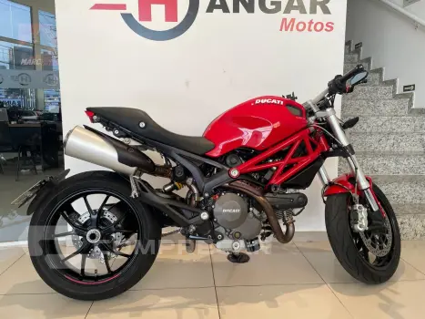 MONSTER 796