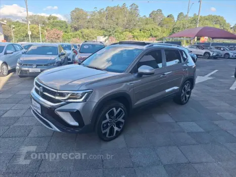 TAOS 1.4 250 TSI TOTAL FLEX HIGHLINE AUTOMÁTICO