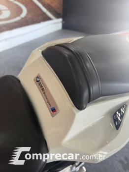 S 1000