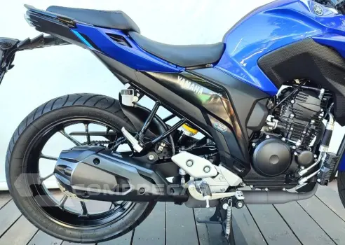 YAMAHA FZ25 FAZER ABS