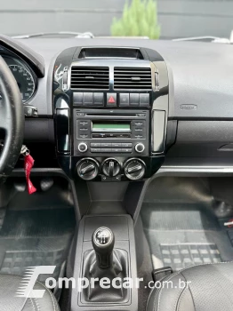 POLO 1.6 MI Serie Ouro 8V
