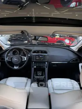 F-Pace 2.0 Prestige 250cv Aut.