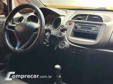 FIT - 1.4 LXL 16V 4P MANUAL