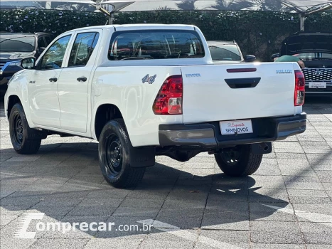 HILUX 2.8 D-4D TURBO DIESEL CD POWER PACK 4X4 MAN