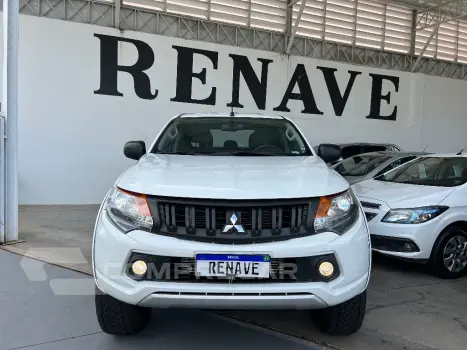 Mitsubishi L200 TRITON SPO GL 4 portas