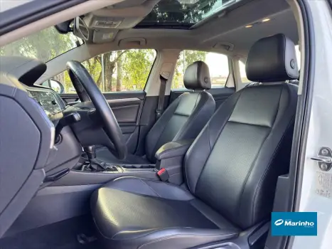 JETTA 1.4 250 TSI TOTAL FLEX COMFORTLINE TIPTRONIC