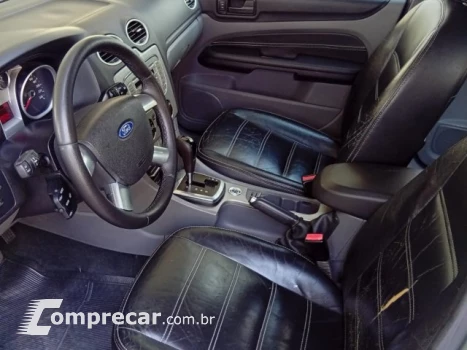 FOCUS SEDAN - 2.0 GLX SEDAN 16V 4P AUTOMÁTICO