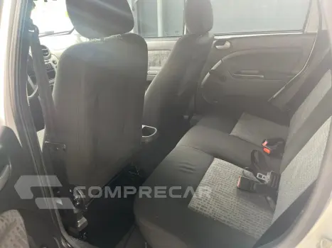 FIESTA 1.6 MPI Class Sedan 8V