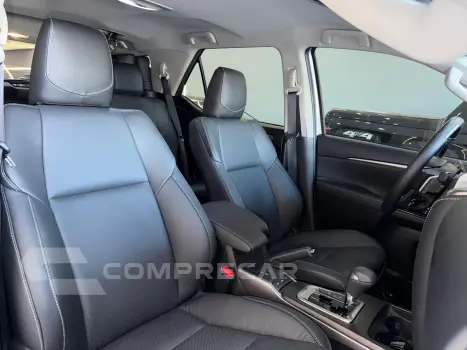 Hilux SW4 SRX platinum