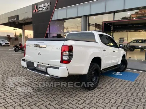 L200 TRITON 2.4 16V Turbo Sport HPE CD 4X4