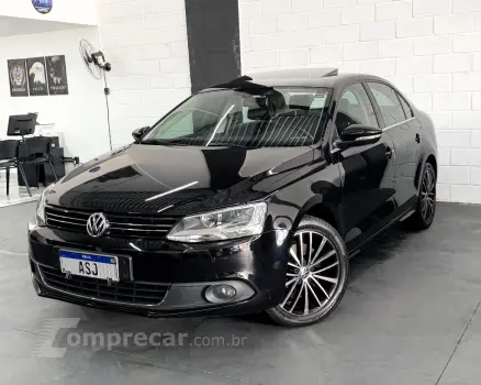 Volkswagen JETTA Highline 2.0 TSI 16V 4p Tiptronic DSG 4 portas