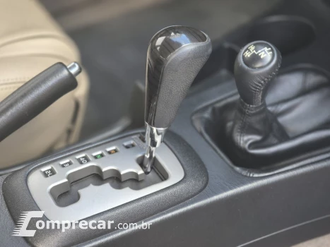 Hilux SW4 3.0 16V 4P SRV 4X4 7 LUGARES TURBO DIESEL AUTOMÁTI