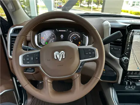 2500 6.7 I6 TURBO DIESEL LARAMIE NIGHT EDITION CD 4X4 AUTOMÁ