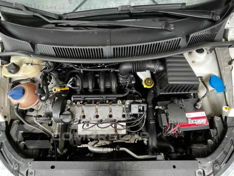 FOX 1.6 MI ROCK IN RIO 8V FLEX 4P MANUAL