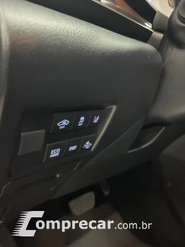 YARIS 1.5 16V Sedan XS Connect