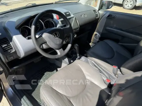 FIT - 1.4 LXL 8V 4P AUTOMÁTICO
