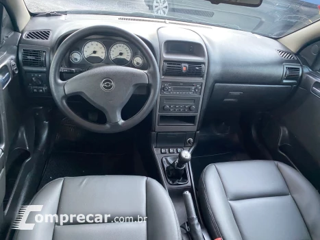 ASTRA 2.0 MPFI Advantage 8V
