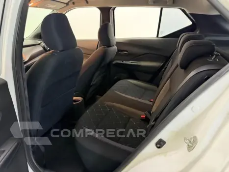 KICKS SV CVT