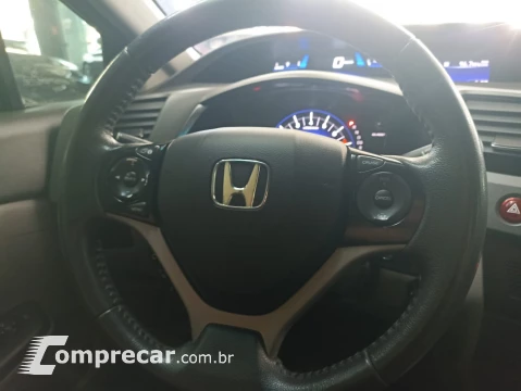 Honda CIVIC 1.8 LXS 16V 4 portas