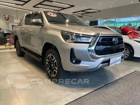 HILUX 2.8 D-4D TURBO DIESEL CD SRX 4X4 AUTOMÁTICO