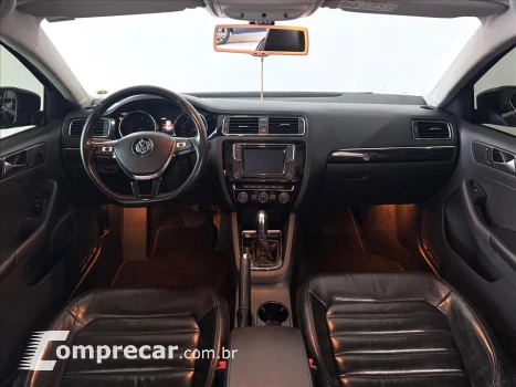 JETTA 2.0 TSI HIGHLINE 211CV GASOLINA 4P TIPTRONIC