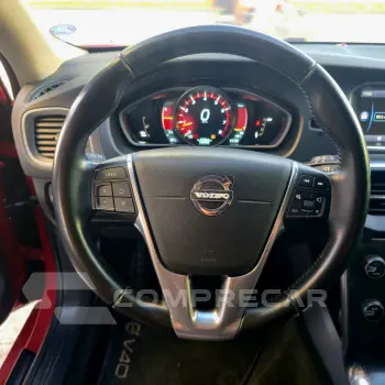 V40