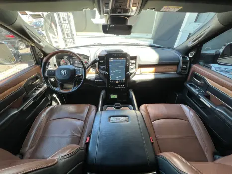 3500 6.7 Laramie Longhorn 4X4 CD 6 Cilindros Turbo