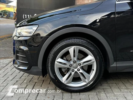 Q3 2.0 TFSI Ambiente Quattro