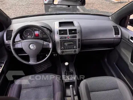 Polo SPORTLINE 1.6 Mi Total Flex 8V 5p