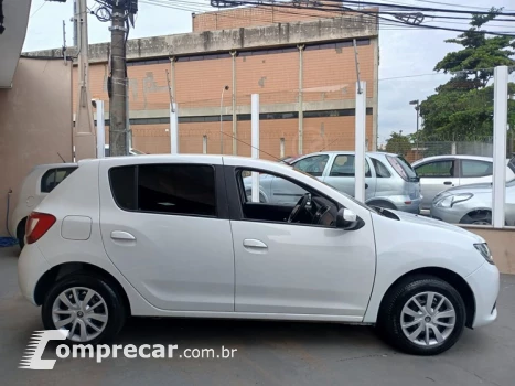 SANDERO