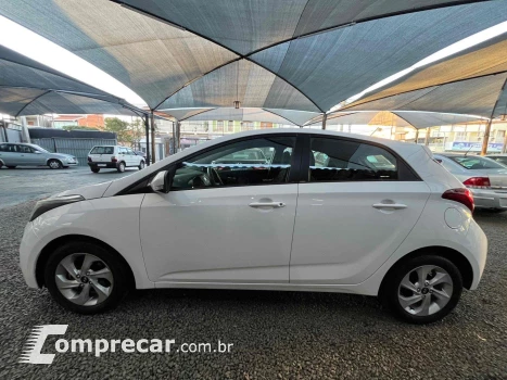 HB20 1.6 COMFORT PLUS 16V FLEX 4P AUTOMÁTICO