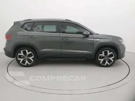 TAOS 1.4 250 TSI TOTAL FLEX HIGHLINE AUTOMÁTICO