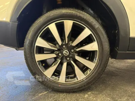KICKS SV CVT 1.6 16V FLEX 5P AUT