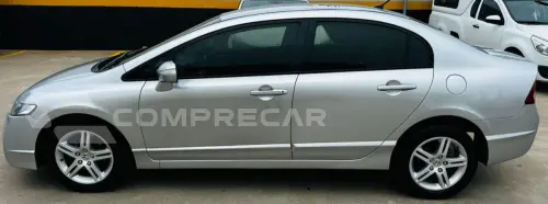 Civic 1.8 16V 4P EXS AUTOMÁTICO