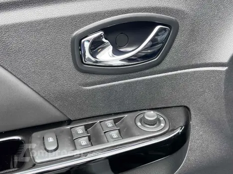 CAPTUR 1.6 16V SCE FLEX INTENSE X-TRONIC