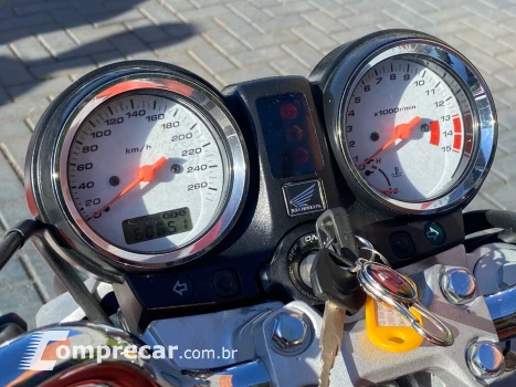 CB 600F HORNET