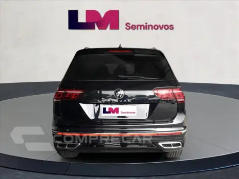 TIGUAN 2.0 300 TSI GASOLINA ALLSPACE R-LINE AUTOM