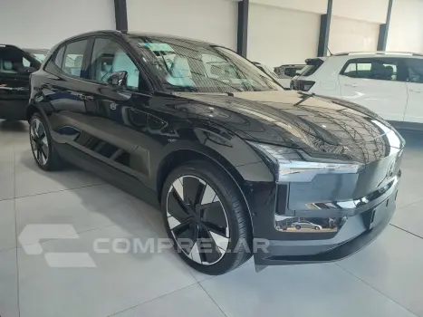 EX30 51 KW ELÉTRICO PLUS