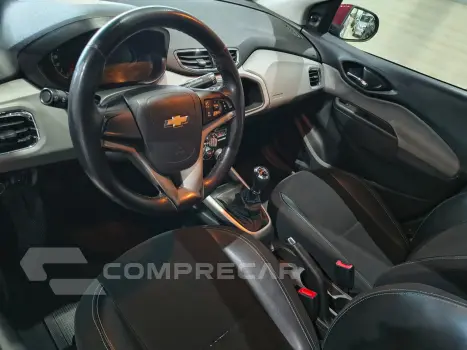 CHEVROLET Onix lt 1.o 4 portas