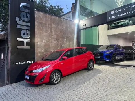 Toyota YARIS 1.5 16V XL Plus Connect 4 portas