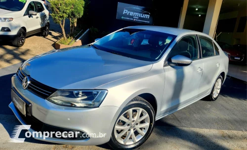 Volkswagen JETTA 2.0 Comfortline 4 portas