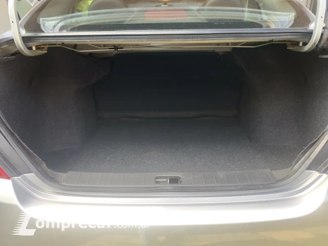 VERSA 1.6 16V Unique