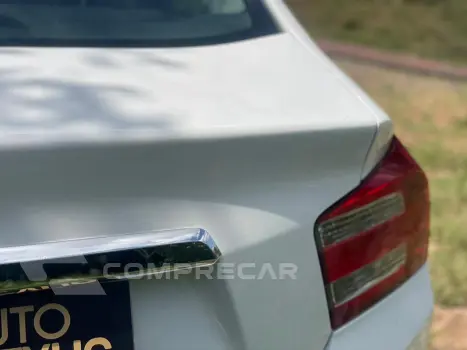 CITY 1.5 LX Sedan 16V