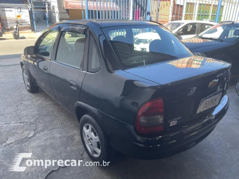 CORSA 1.0 MPFI Classic Sedan Life 8V