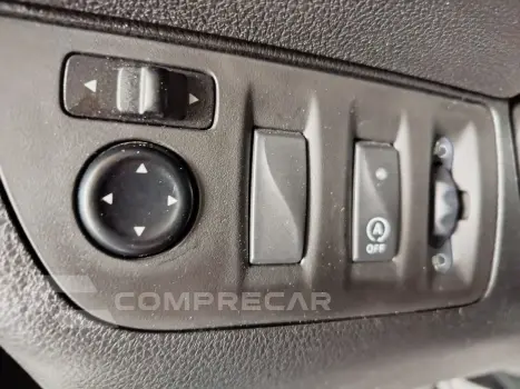 Kwid 1.0 12V Sce Flex Outsider Manual