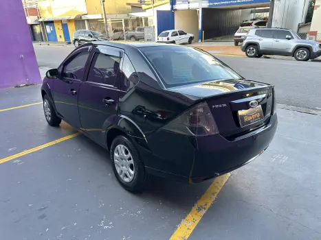 FIESTA 1.6 MPI Class Sedan 8V