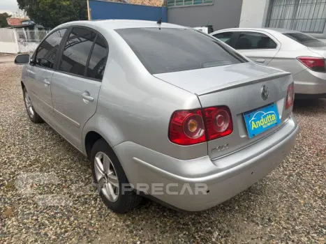 Polo Sedan 1.6 4P COMFORTLINE FLEX
